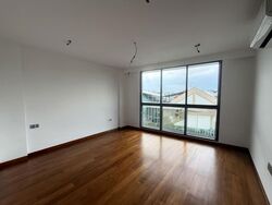Simon Lane (D19), Terrace #536574171